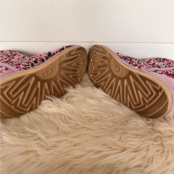 UGG Sequin Sparkle Boots - Multicolor - Picture 8 of 8